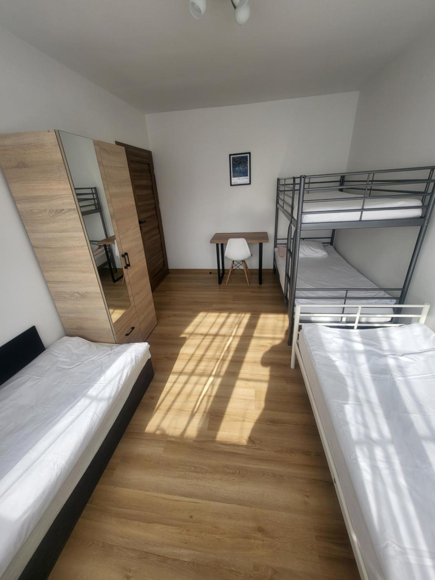 Rooms4Rest Popularna - Private Rooms For Tourists - Atr Consulting Sp, Z O,O, Warszawa Exteriör bild