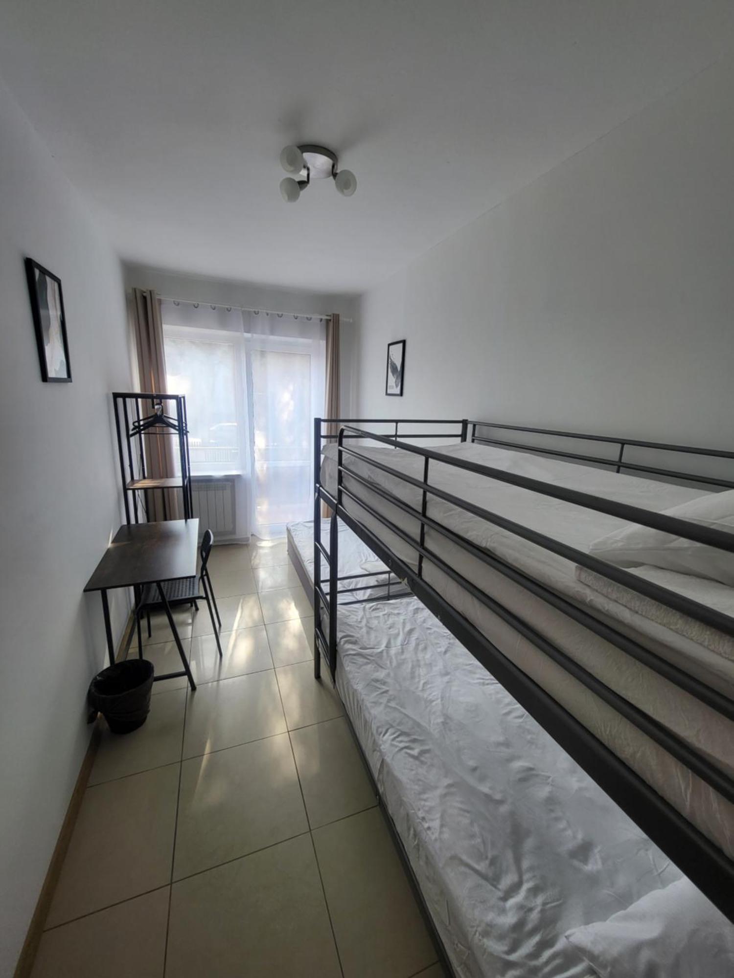 Rooms4Rest Popularna - Private Rooms For Tourists - Atr Consulting Sp, Z O,O, Warszawa Exteriör bild