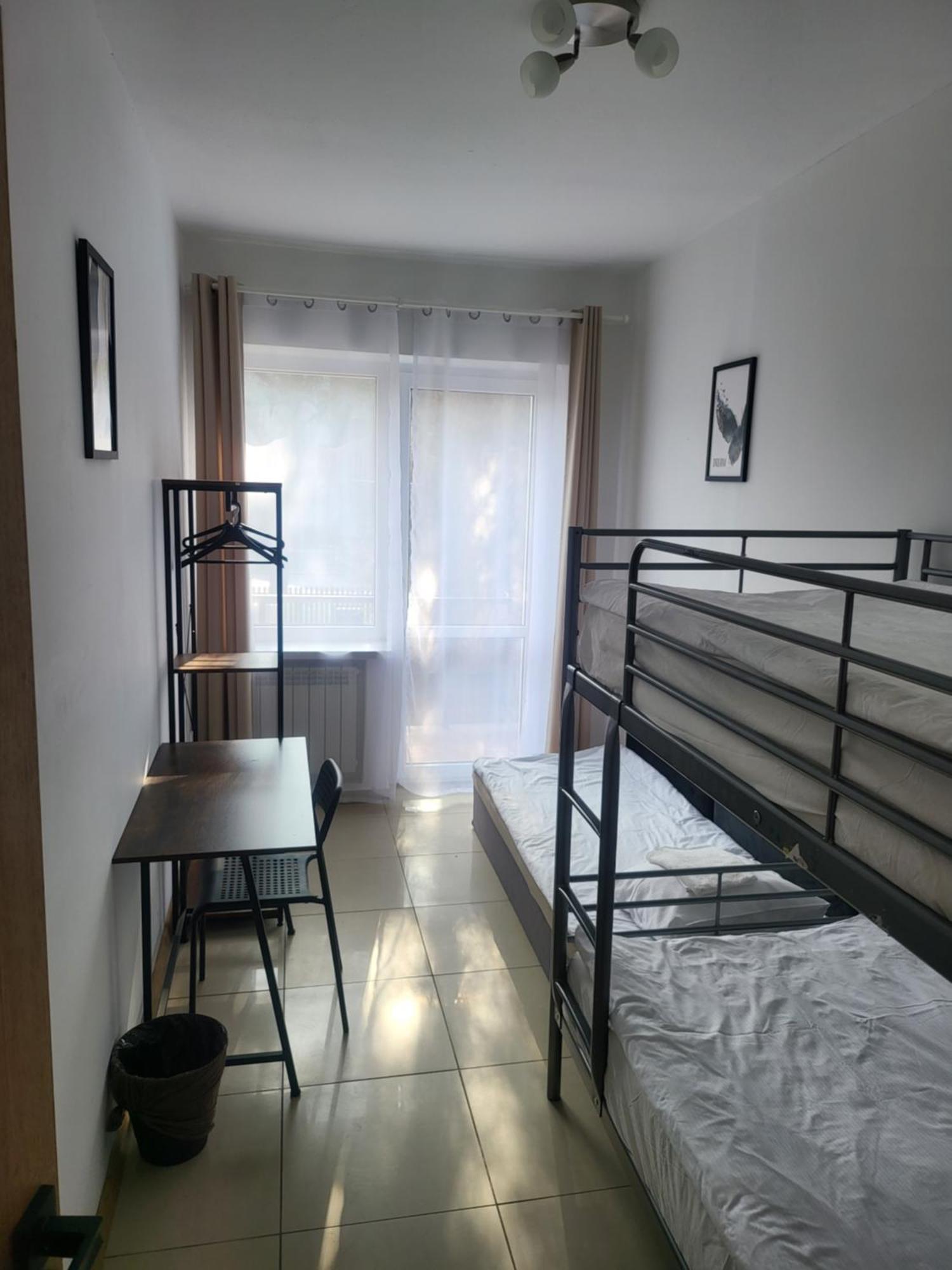 Rooms4Rest Popularna - Private Rooms For Tourists - Atr Consulting Sp, Z O,O, Warszawa Exteriör bild