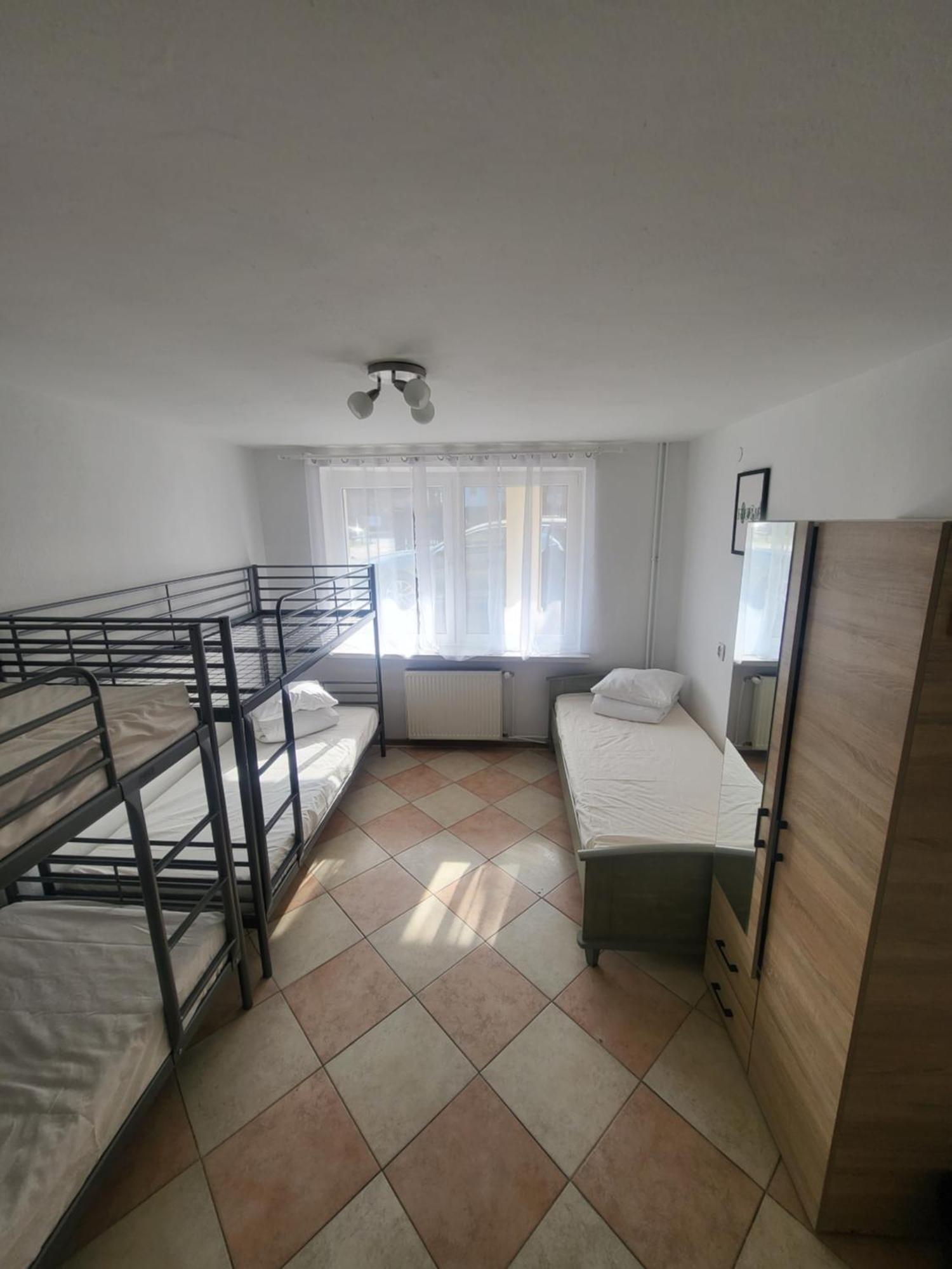 Rooms4Rest Popularna - Private Rooms For Tourists - Atr Consulting Sp, Z O,O, Warszawa Exteriör bild
