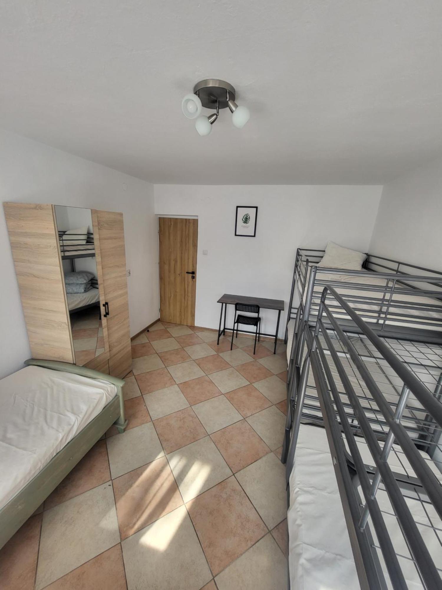 Rooms4Rest Popularna - Private Rooms For Tourists - Atr Consulting Sp, Z O,O, Warszawa Exteriör bild