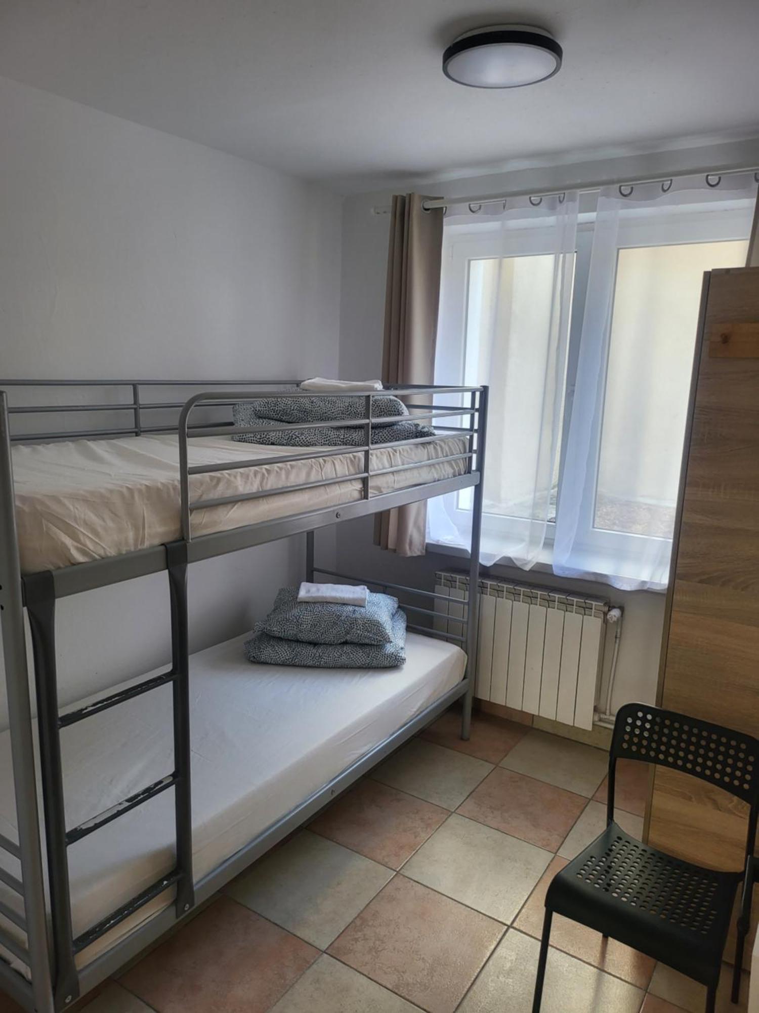 Rooms4Rest Popularna - Private Rooms For Tourists - Atr Consulting Sp, Z O,O, Warszawa Exteriör bild