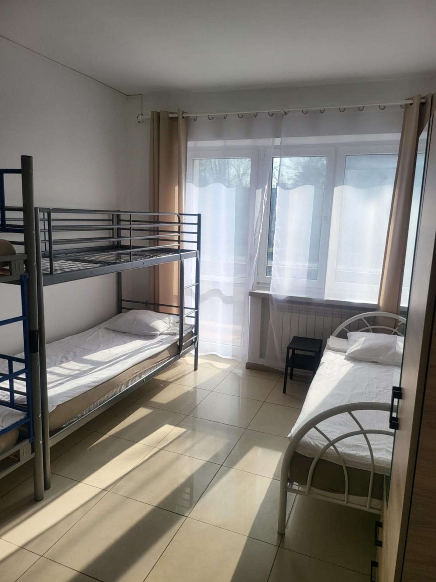 Rooms4Rest Popularna - Private Rooms For Tourists - Atr Consulting Sp, Z O,O, Warszawa Exteriör bild