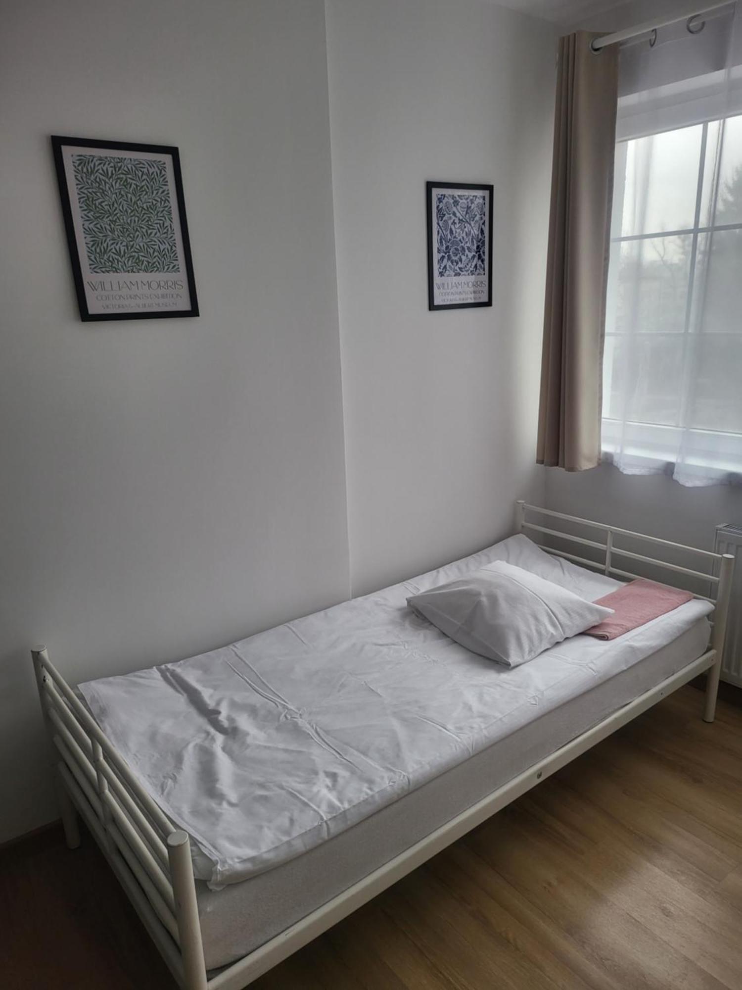 Rooms4Rest Popularna - Private Rooms For Tourists - Atr Consulting Sp, Z O,O, Warszawa Exteriör bild