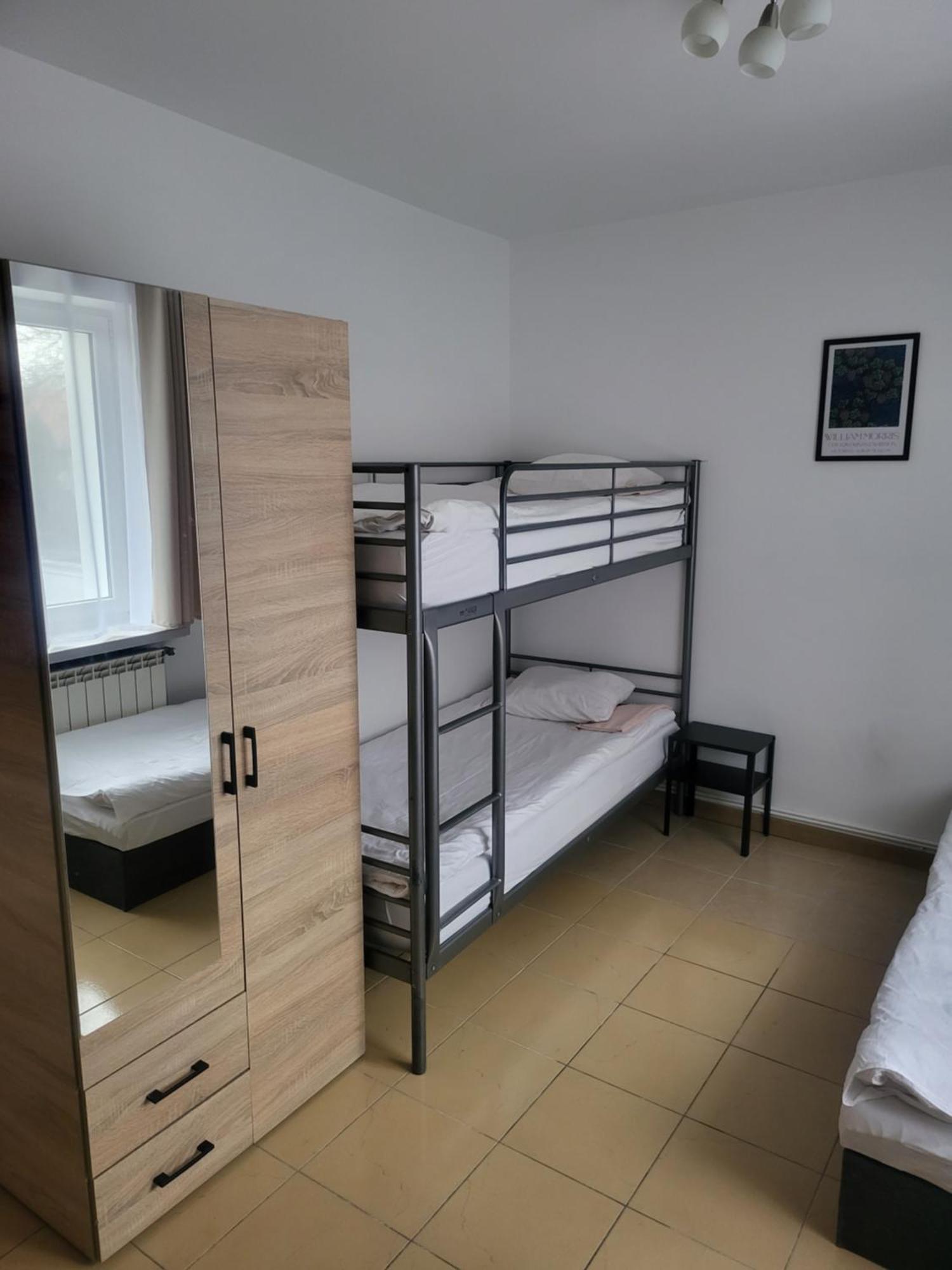 Rooms4Rest Popularna - Private Rooms For Tourists - Atr Consulting Sp, Z O,O, Warszawa Exteriör bild