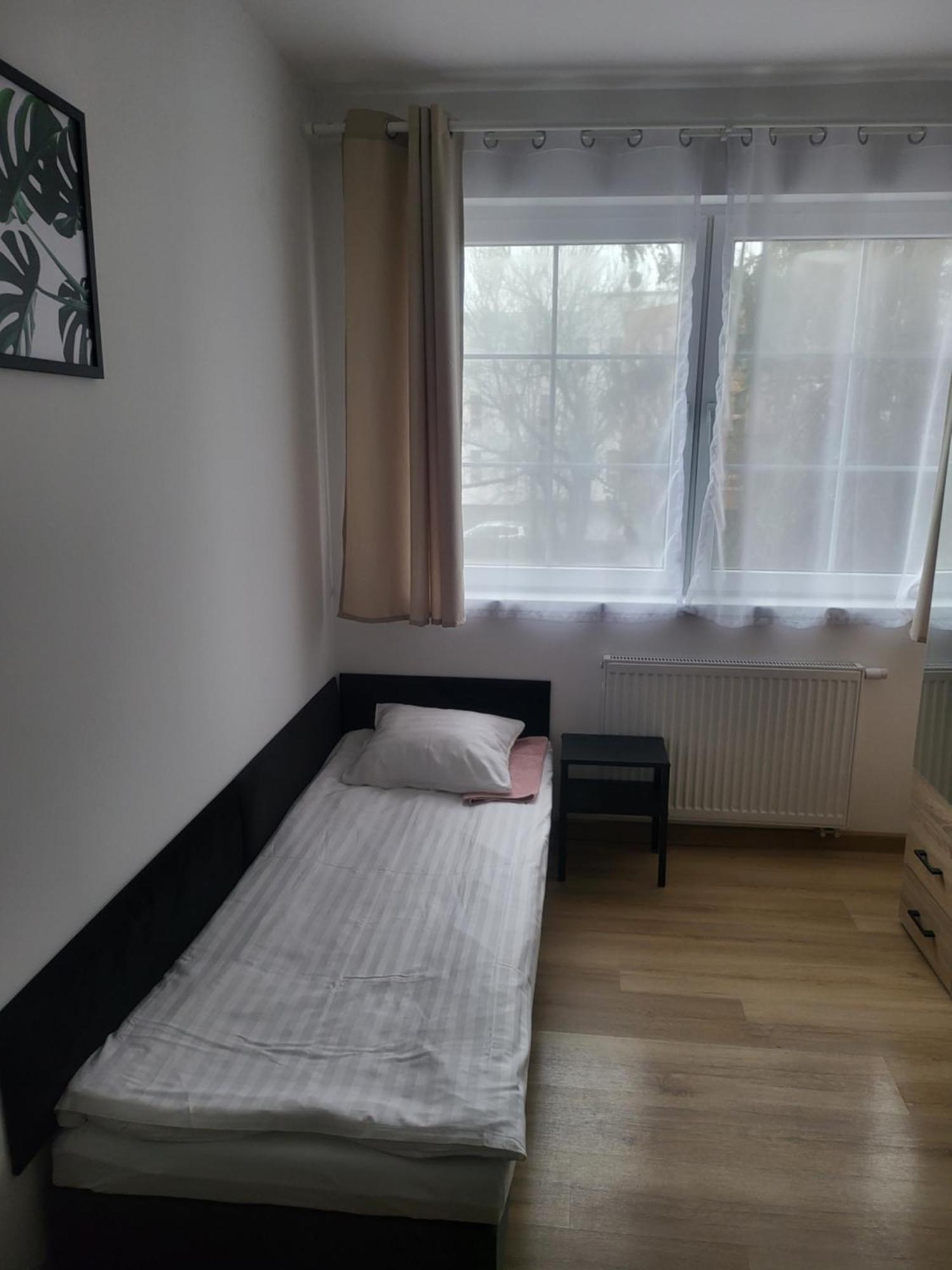 Rooms4Rest Popularna - Private Rooms For Tourists - Atr Consulting Sp, Z O,O, Warszawa Exteriör bild