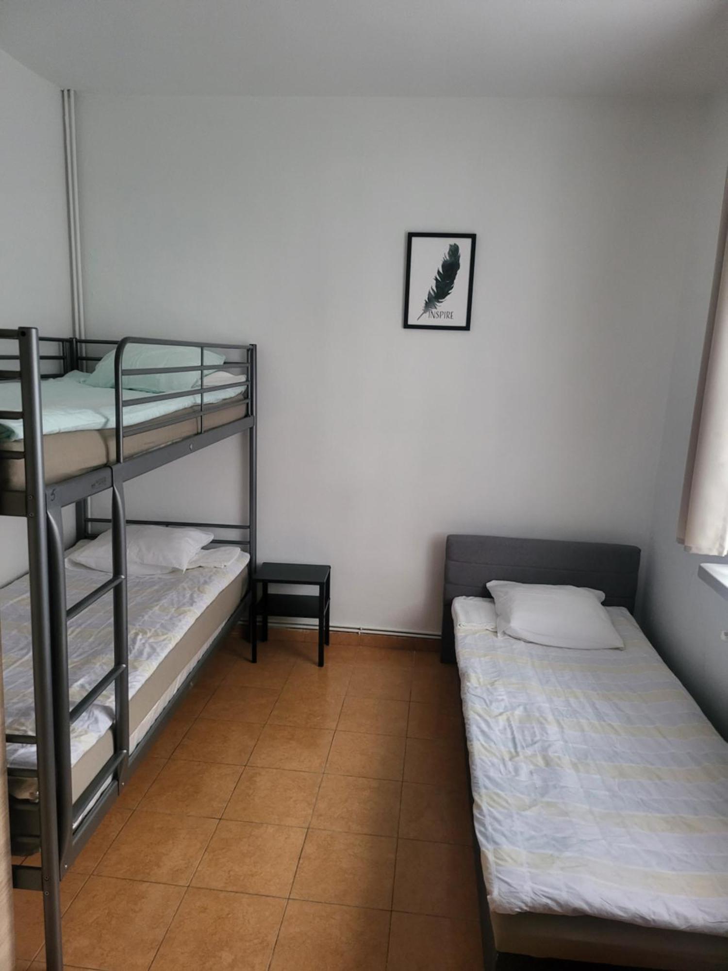 Rooms4Rest Popularna - Private Rooms For Tourists - Atr Consulting Sp, Z O,O, Warszawa Exteriör bild