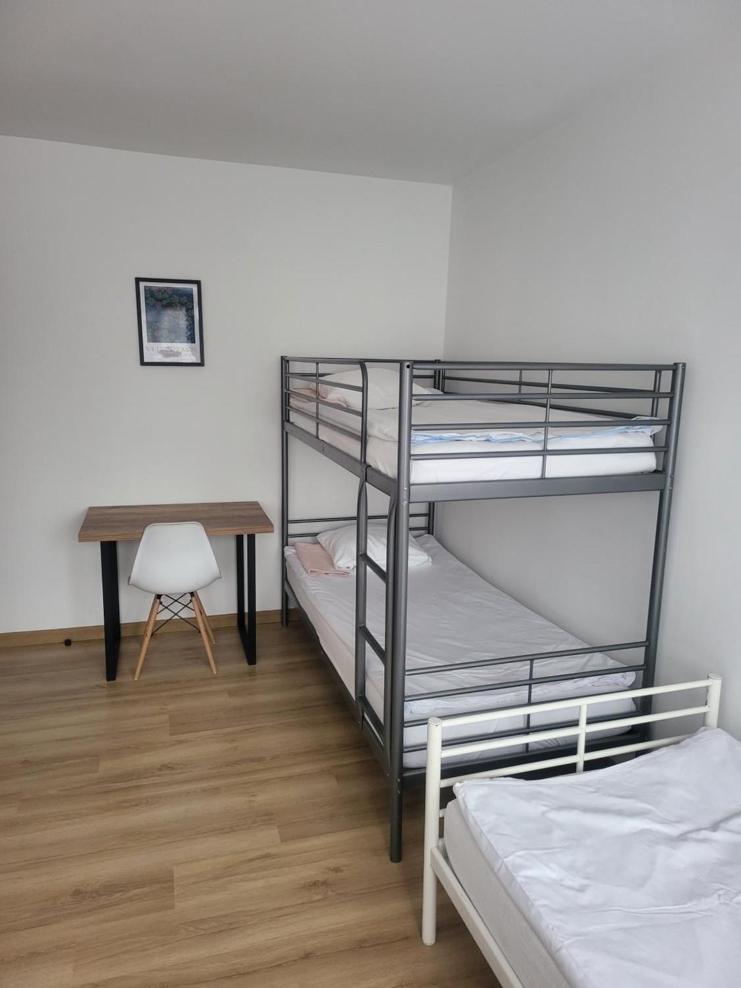 Rooms4Rest Popularna - Private Rooms For Tourists - Atr Consulting Sp, Z O,O, Warszawa Exteriör bild