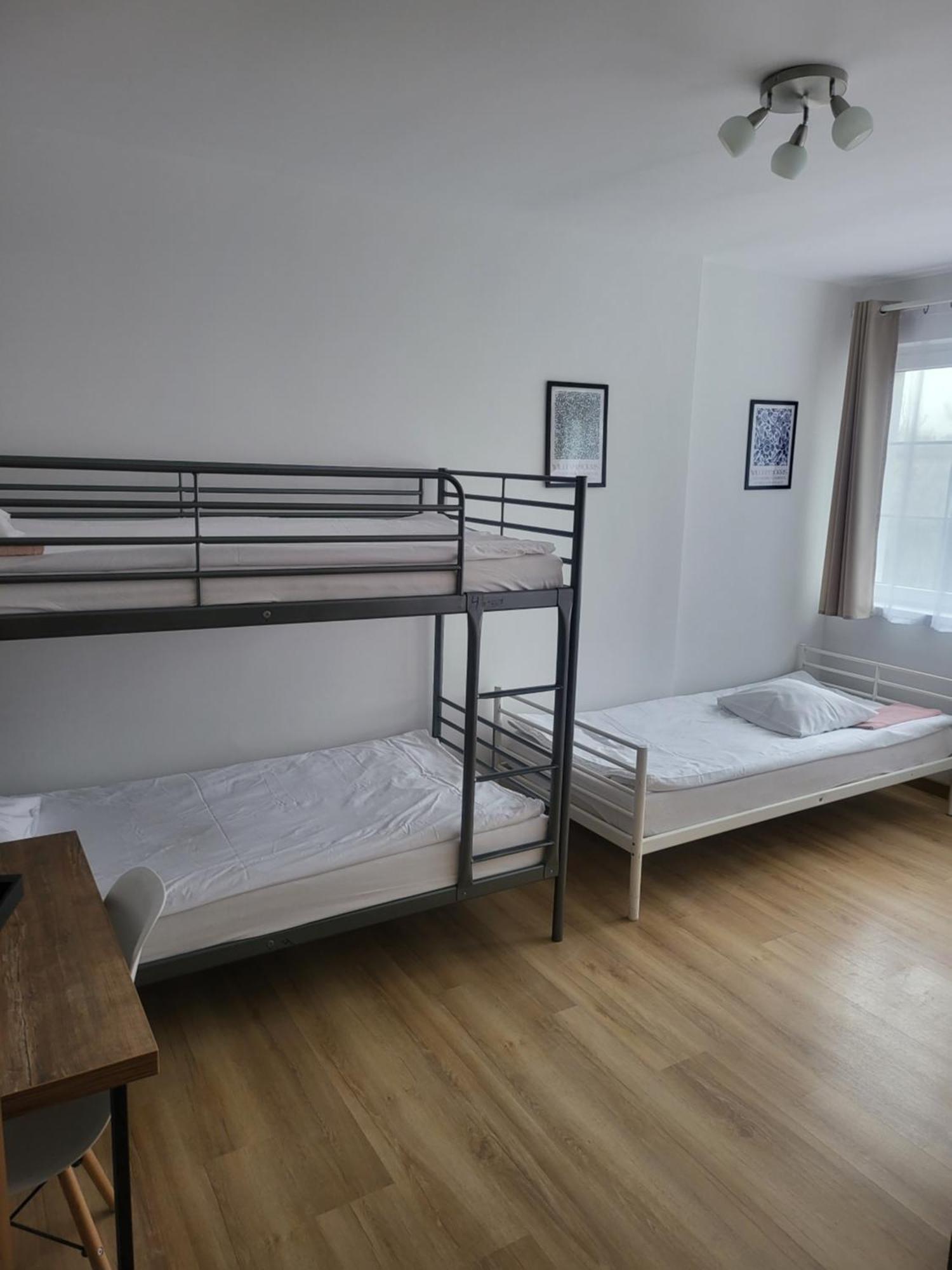 Rooms4Rest Popularna - Private Rooms For Tourists - Atr Consulting Sp, Z O,O, Warszawa Exteriör bild
