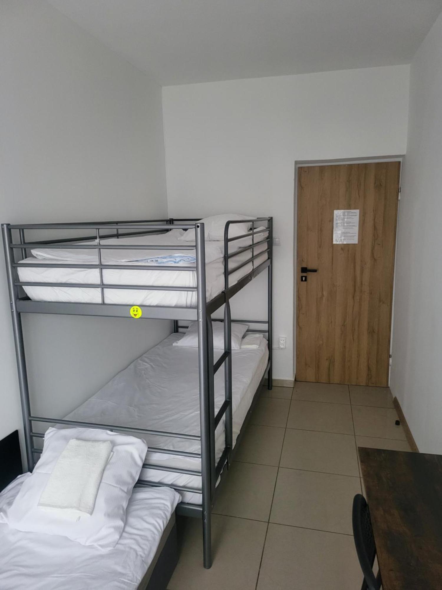 Rooms4Rest Popularna - Private Rooms For Tourists - Atr Consulting Sp, Z O,O, Warszawa Exteriör bild